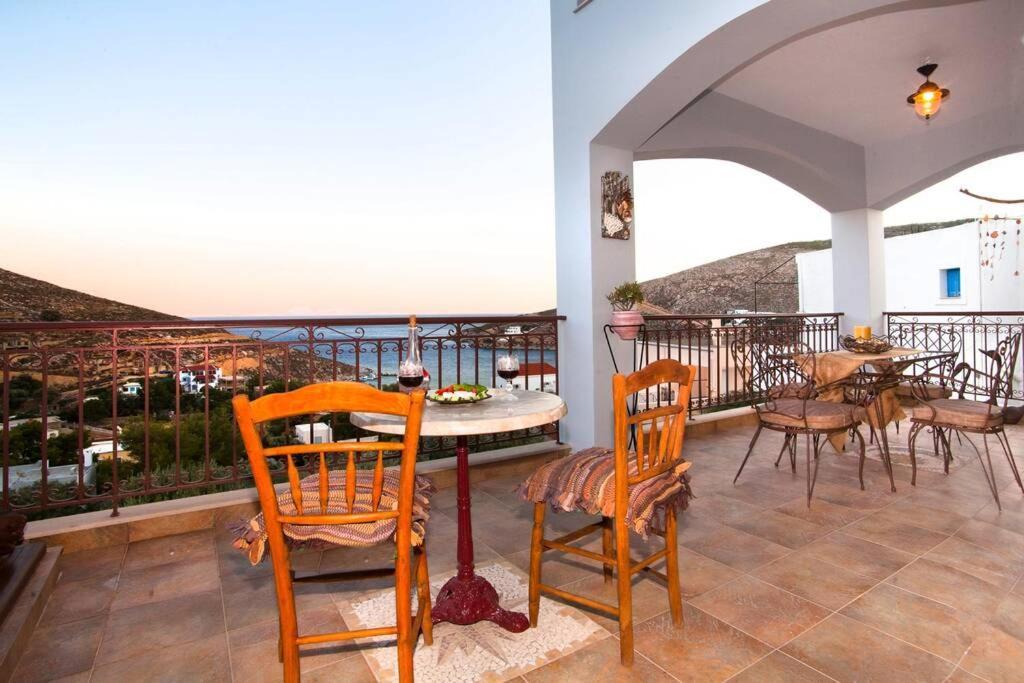 Villa Nikis Seaside House à Vlichadia Extérieur photo